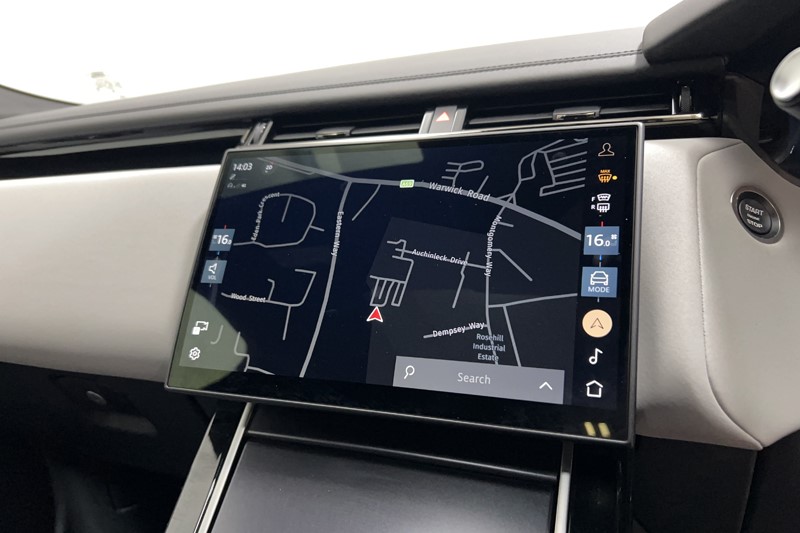 2025 (25) LAND ROVER RANGE ROVER VELAR 2.0 D200 MHEV Dynamic SE 5dr Auto 5880198