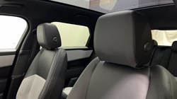 2025 (25) LAND ROVER RANGE ROVER VELAR 2.0 D200 MHEV Dynamic SE 5dr Auto 5880204