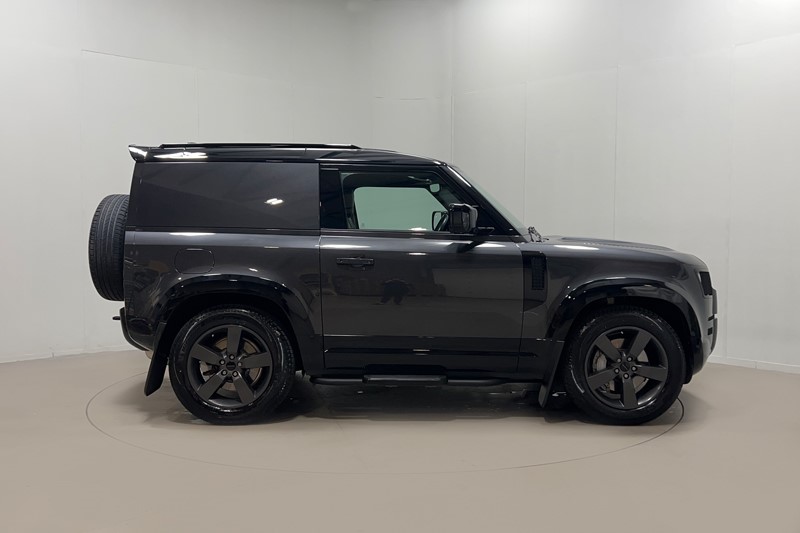 2025 (75) LAND ROVER COMMERCIAL DEFENDER 3.0 D350 Hard Top X-Dynamic HSE Auto [3 Seat] 5882117