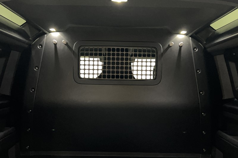 2025 (75) LAND ROVER COMMERCIAL DEFENDER 3.0 D350 Hard Top X-Dynamic HSE Auto [3 Seat] 5882153