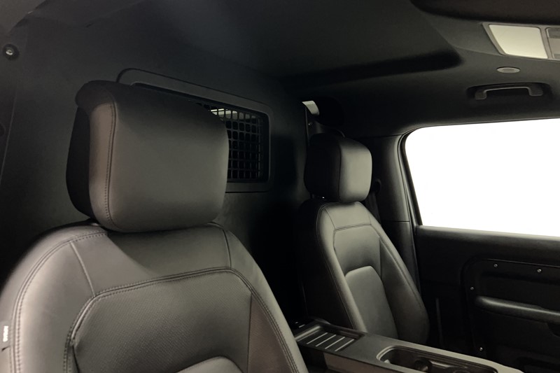 2025 (75) LAND ROVER COMMERCIAL DEFENDER 3.0 D350 Hard Top X-Dynamic HSE Auto [3 Seat] 5882129