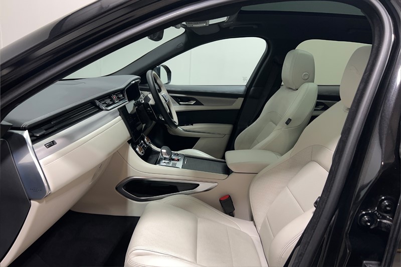 2023 (73) JAGUAR F-PACE 2.0 P250 R-Dynamic SE Black 5dr Auto AWD 5913849