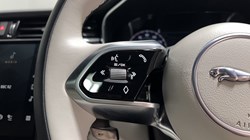 2023 (73) JAGUAR F-PACE 2.0 P250 R-Dynamic SE Black 5dr Auto AWD 5913868