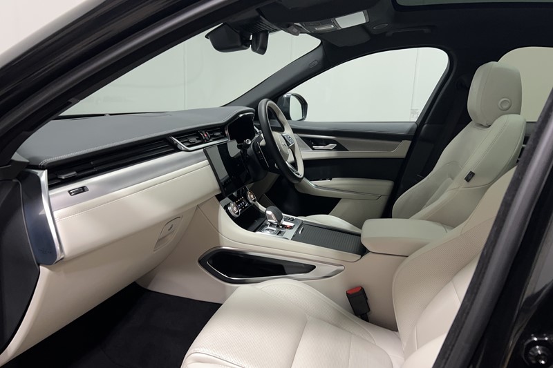 2023 (73) JAGUAR F-PACE 2.0 P250 R-Dynamic SE Black 5dr Auto AWD 5913880
