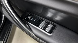 2024 (74) JAGUAR XF 2.0 D200 R-Dynamic SE Black 4dr Auto 5881134