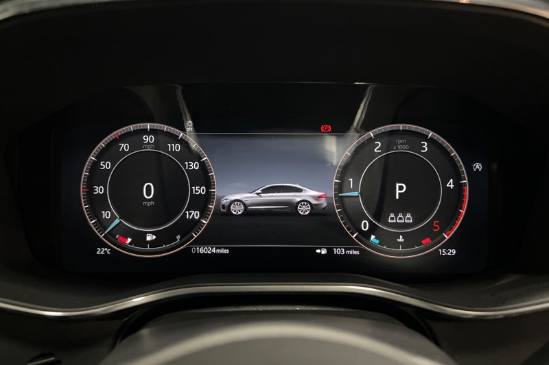 2024 (74) JAGUAR XF 2.0 D200 R-Dynamic SE Black 4dr Auto 5881144