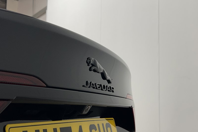 2024 (74) JAGUAR XF 2.0 D200 R-Dynamic SE Black 4dr Auto 5881165