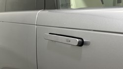2027 (27) LAND ROVER RANGE ROVER 3.0 P460e Edition 4dr Auto 5930453