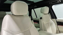 2027 (27) LAND ROVER RANGE ROVER 3.0 P460e Edition 4dr Auto 5930464