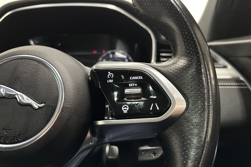 2021 (21) JAGUAR F-PACE 2.0 P250 R-Dynamic S 5dr Auto AWD 5890820