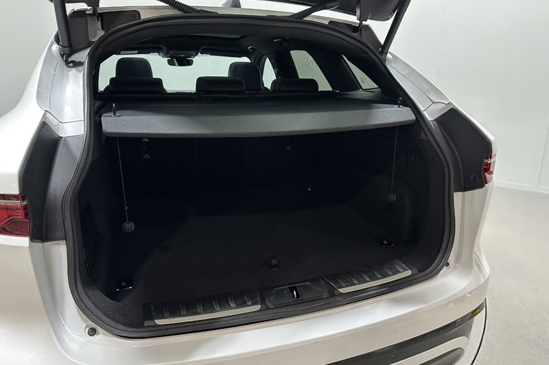 2021 (21) JAGUAR F-PACE 2.0 P250 R-Dynamic S 5dr Auto AWD 5890841