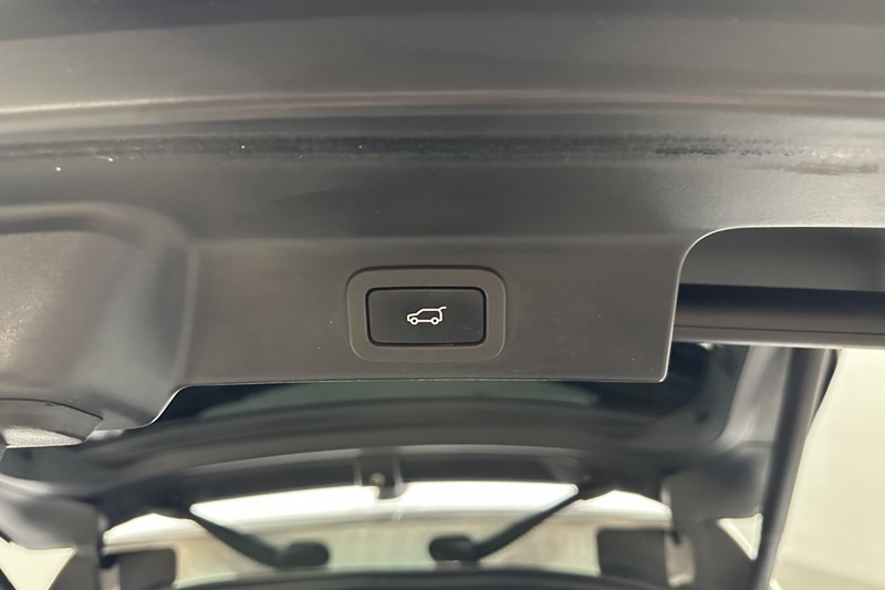 2021 (21) JAGUAR F-PACE 2.0 P250 R-Dynamic S 5dr Auto AWD 5890842