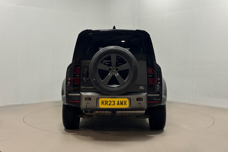2023 (23) LAND ROVER DEFENDER 3.0 D300 X-Dynamic HSE 110 5dr Auto [7 Seat] 5895496
