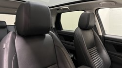 2021 (21) LAND ROVER DISCOVERY SPORT 2.0 D165 SE 5dr Auto 5929295