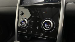 2021 (21) LAND ROVER DISCOVERY SPORT 2.0 D165 SE 5dr Auto 5929290