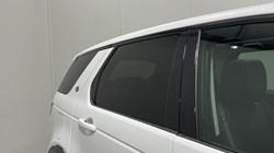2021 (21) LAND ROVER DISCOVERY SPORT 2.0 D165 SE 5dr Auto 5929308