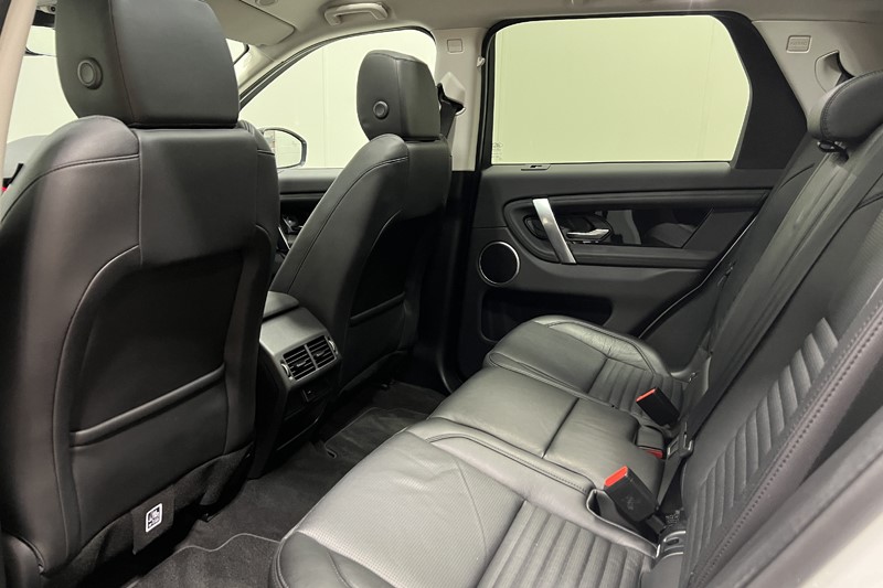 2021 (21) LAND ROVER DISCOVERY SPORT 2.0 D165 SE 5dr Auto 5929278