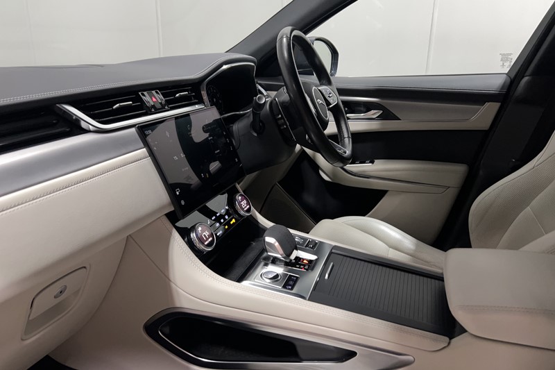 2022 (22) JAGUAR F-PACE 2.0 P400e R-Dynamic SE 5dr Auto AWD 5918187