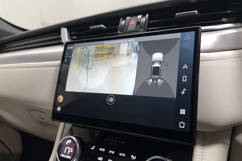 2022 (22) JAGUAR F-PACE 2.0 P400e R-Dynamic SE 5dr Auto AWD 5918182