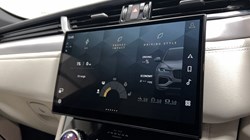 2022 (22) JAGUAR F-PACE 2.0 P400e R-Dynamic SE 5dr Auto AWD 5918181