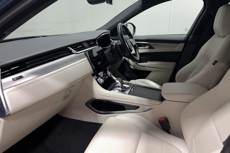 2022 (22) JAGUAR F-PACE 2.0 P400e R-Dynamic SE 5dr Auto AWD 5918186