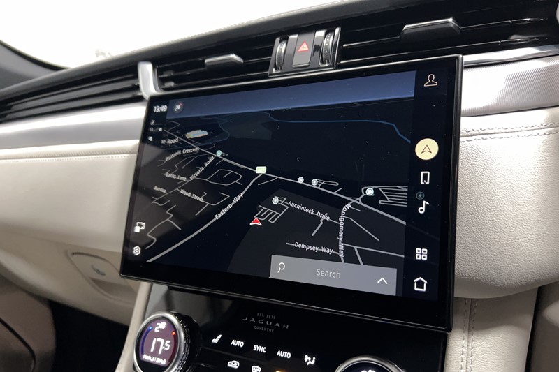 2022 (22) JAGUAR F-PACE 2.0 P400e R-Dynamic SE 5dr Auto AWD 5918183