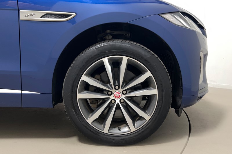 2022 (22) JAGUAR F-PACE 2.0 P400e R-Dynamic SE 5dr Auto AWD 5918162