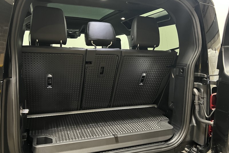 2025 (74) LAND ROVER DEFENDER 3.0 D250 X-Dynamic HSE 90 3dr Auto 5908979
