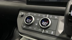 2025 (74) LAND ROVER DEFENDER 3.0 D250 X-Dynamic HSE 90 3dr Auto 5908959