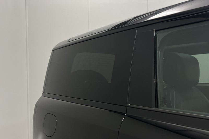 2025 (74) LAND ROVER DEFENDER 3.0 D250 X-Dynamic HSE 90 3dr Auto 5908973