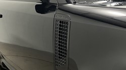 2025 (74) LAND ROVER DEFENDER 3.0 D250 X-Dynamic HSE 90 3dr Auto 5908954