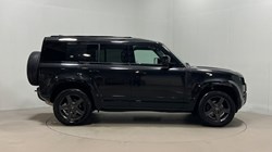2023 (73) LAND ROVER DEFENDER 3.0 D250 X-Dynamic SE 110 5dr Auto 5895383