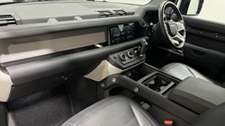 2023 (73) LAND ROVER DEFENDER 3.0 D250 X-Dynamic SE 110 5dr Auto 5895389