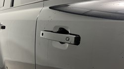 2023 (73) LAND ROVER DEFENDER 3.0 D250 X-Dynamic SE 110 5dr Auto 5895402