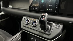 2023 (73) LAND ROVER DEFENDER 3.0 D250 X-Dynamic SE 110 5dr Auto 5895399