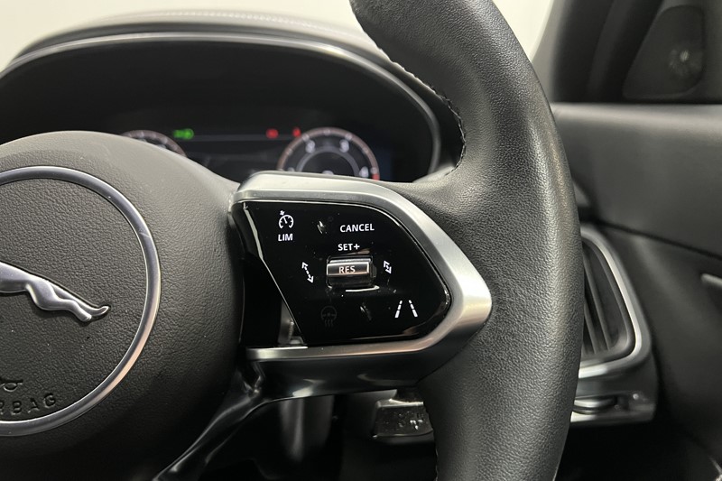 2023 (73) JAGUAR E-PACE 2.0 D200 R-Dynamic S 5dr Auto 5929512