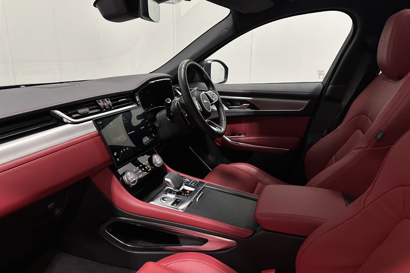 2023 (73) JAGUAR F-PACE 2.0 D200 R-Dynamic SE Black 5dr Auto AWD 5911727