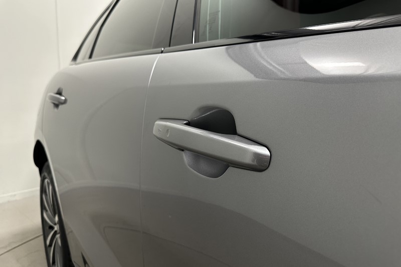 2023 (73) JAGUAR F-PACE 2.0 D200 R-Dynamic SE Black 5dr Auto AWD 5911738