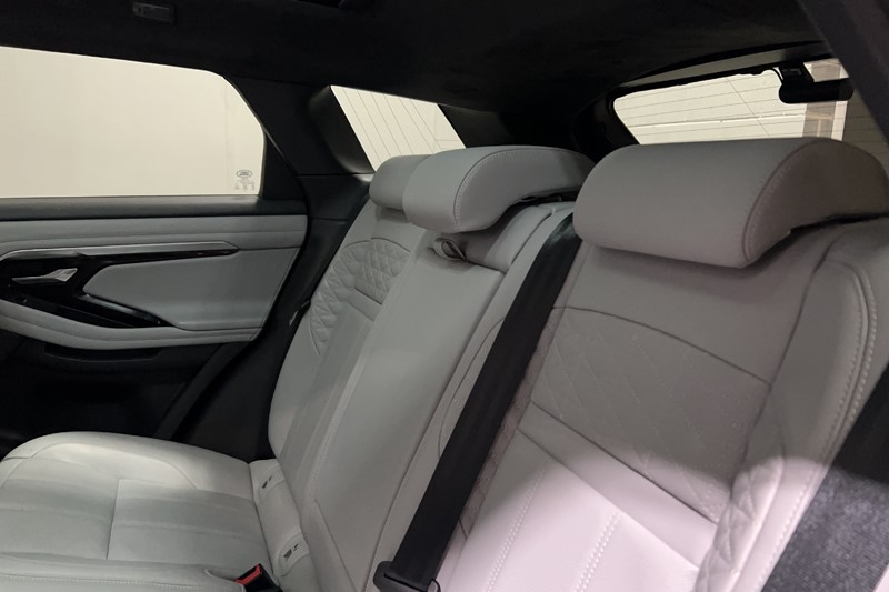 2022 (72) LAND ROVER RANGE ROVER EVOQUE 2.0 D200 Autobiography 5dr Auto 5918534