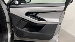 2022 (72) LAND ROVER RANGE ROVER EVOQUE 2.0 D200 Autobiography 5dr Auto 5918506