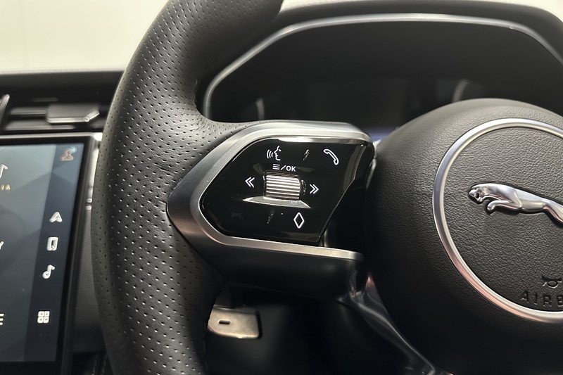 2023 (72) JAGUAR F-PACE 2.0 D200 R-Dynamic S 5dr Auto AWD 5911883