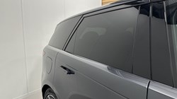 2024 (73) LAND ROVER RANGE ROVER SPORT 3.0 D300 Dynamic SE 5dr Auto 5901854