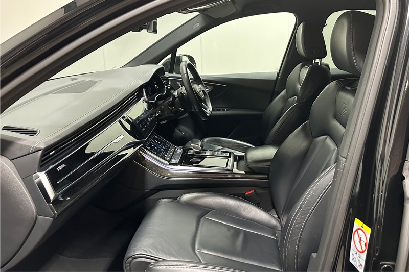 2023 (72) AUDI Q7 45 TDI Quattro S Line 5dr Tiptronic 5900962