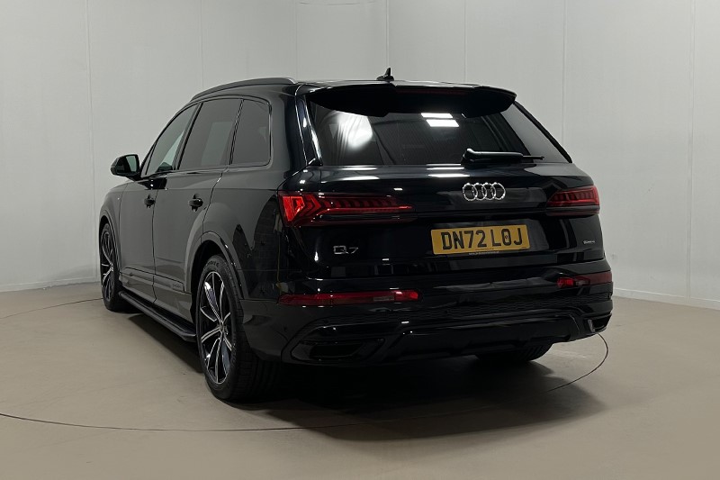 2023 (72) AUDI Q7 45 TDI Quattro S Line 5dr Tiptronic 5900961