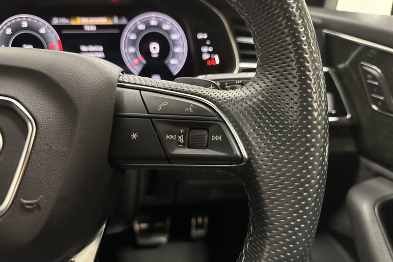 2023 (72) AUDI Q7 45 TDI Quattro S Line 5dr Tiptronic 5900981