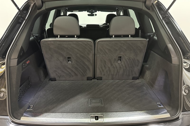 2023 (72) AUDI Q7 45 TDI Quattro S Line 5dr Tiptronic 5901000