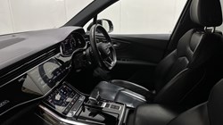 2023 (72) AUDI Q7 45 TDI Quattro S Line 5dr Tiptronic 5900995