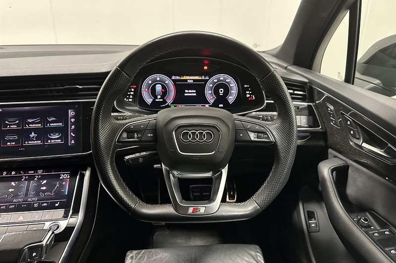 2023 (72) AUDI Q7 45 TDI Quattro S Line 5dr Tiptronic 5900970