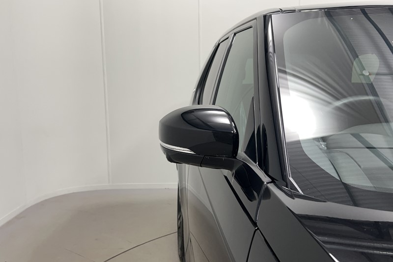 2023 (73) LAND ROVER DISCOVERY 3.0 D300 Dynamic SE 5dr Auto 5939502