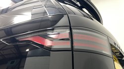 2023 (73) LAND ROVER DISCOVERY 3.0 D300 Dynamic SE 5dr Auto 5939496